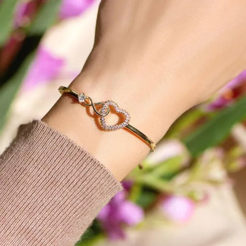 Brazalete Corazón Infinito 💖 Ajustable + Caja de regalo 🎁